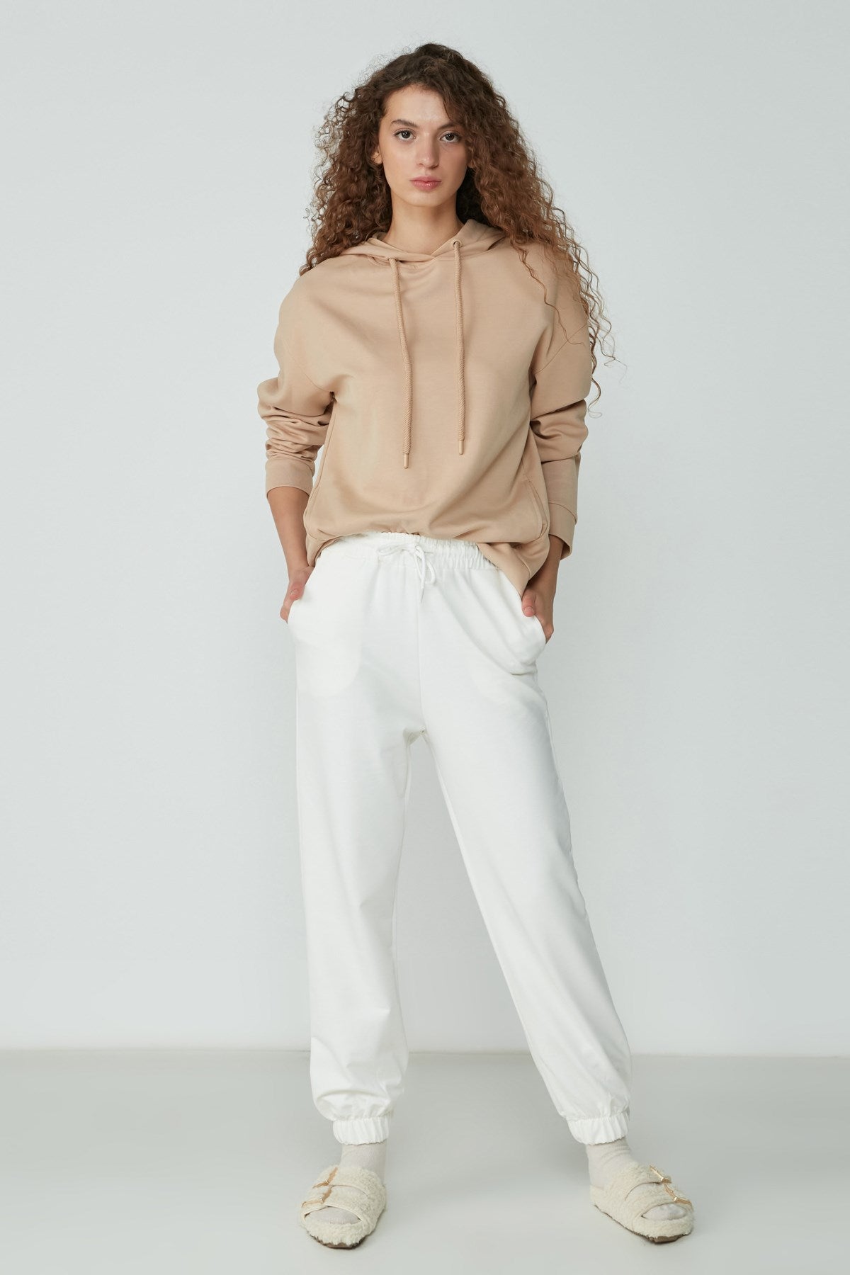 C&City Unisex Ecru Tracksuit