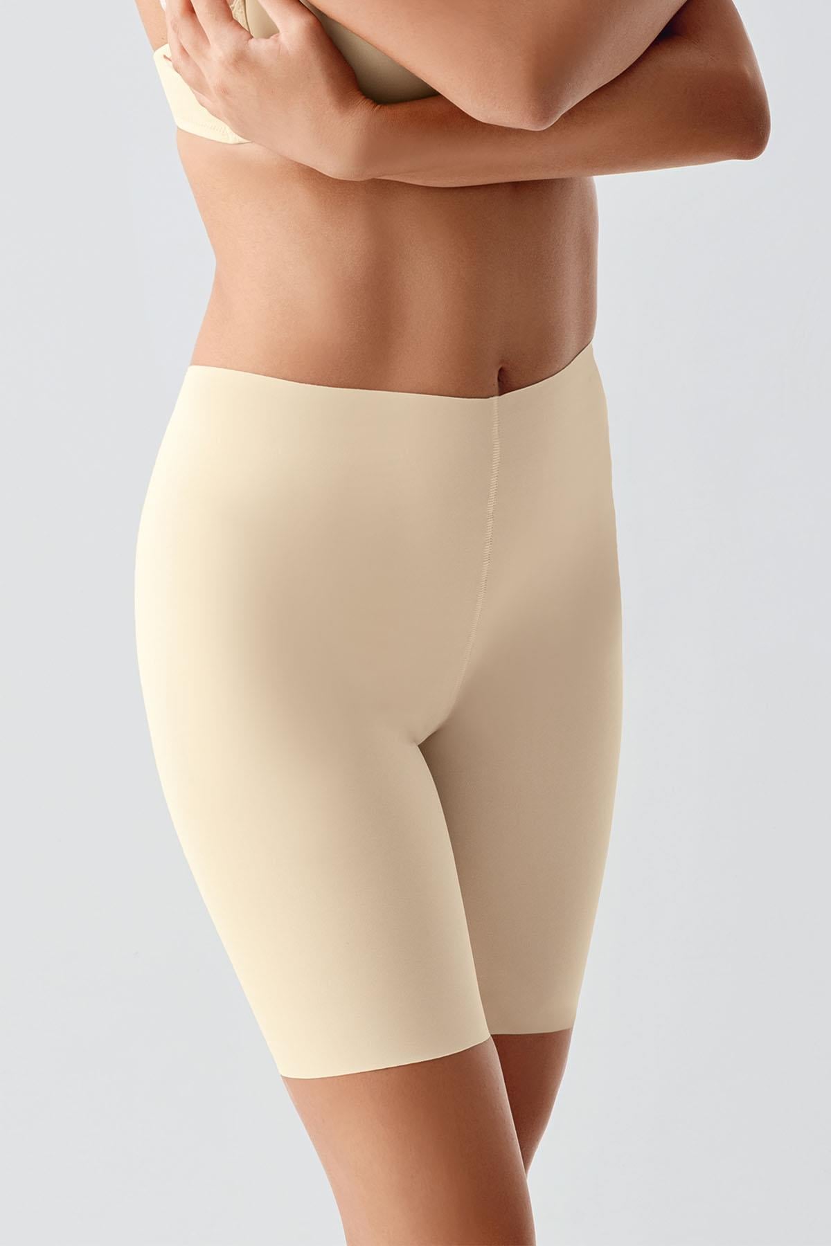 C&City Women Cream Shorts