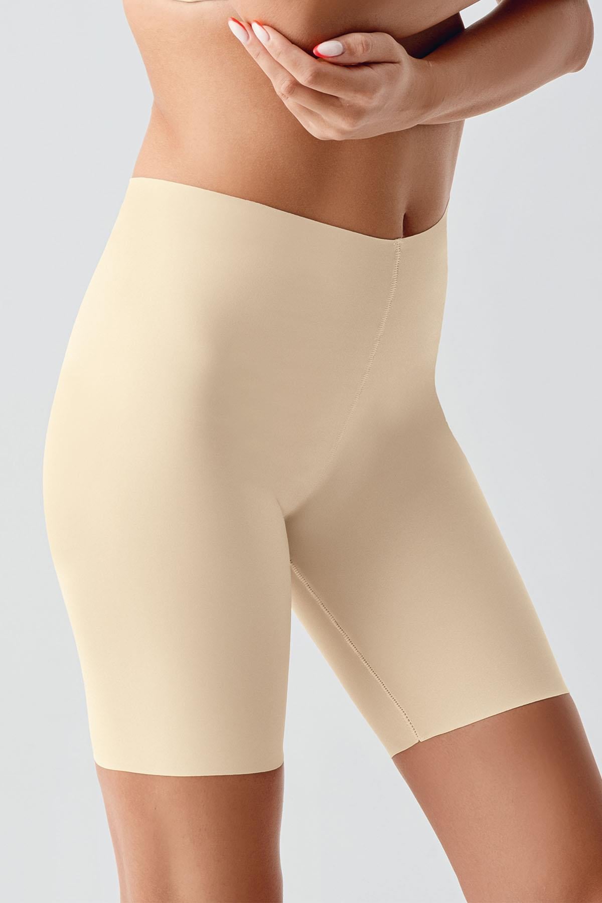 C&City Women Cream Shorts