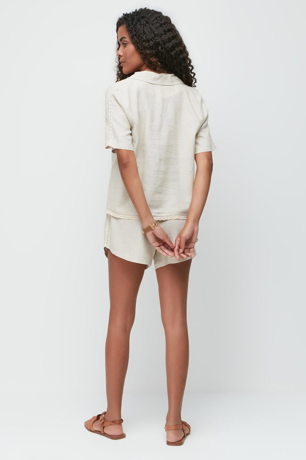 C&City Unisex Beige Shorts