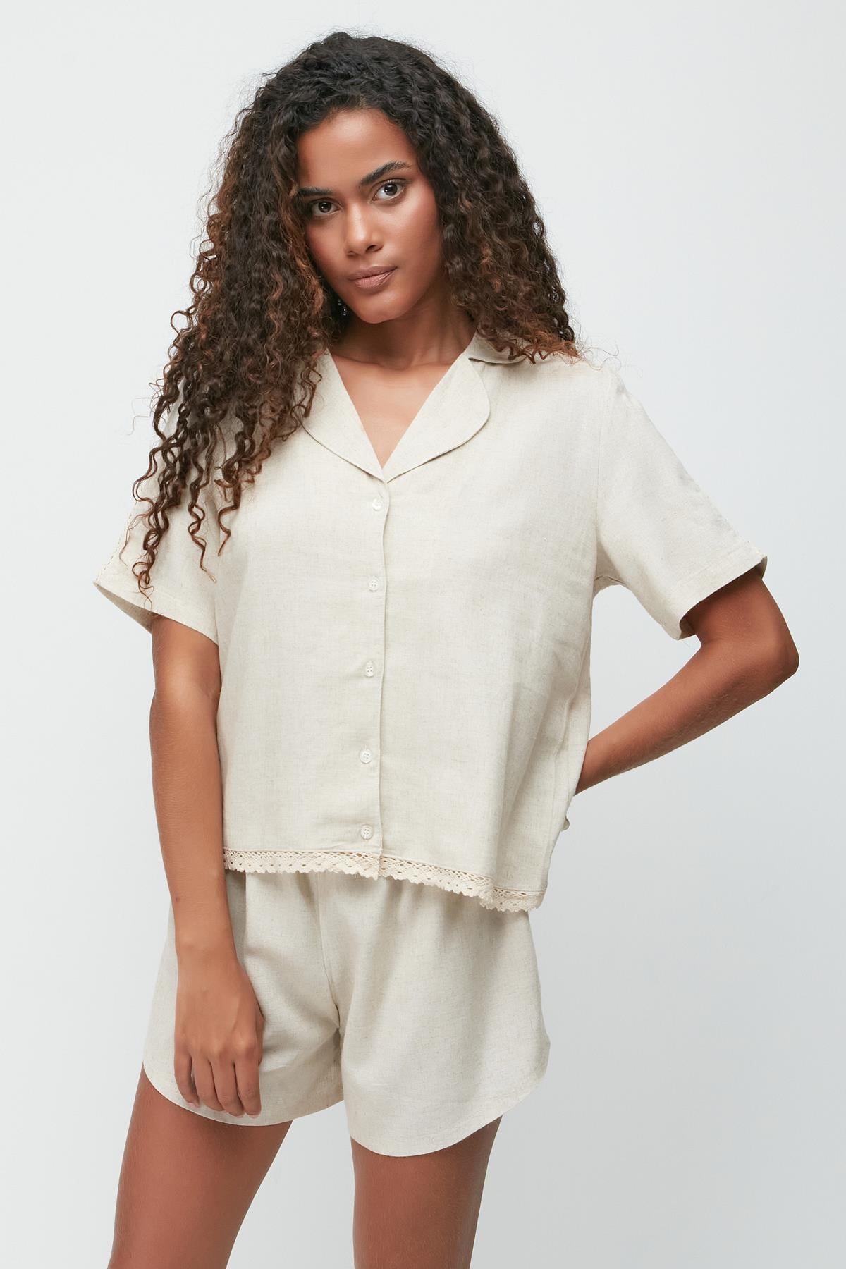 C&City Unisex Beige Shorts