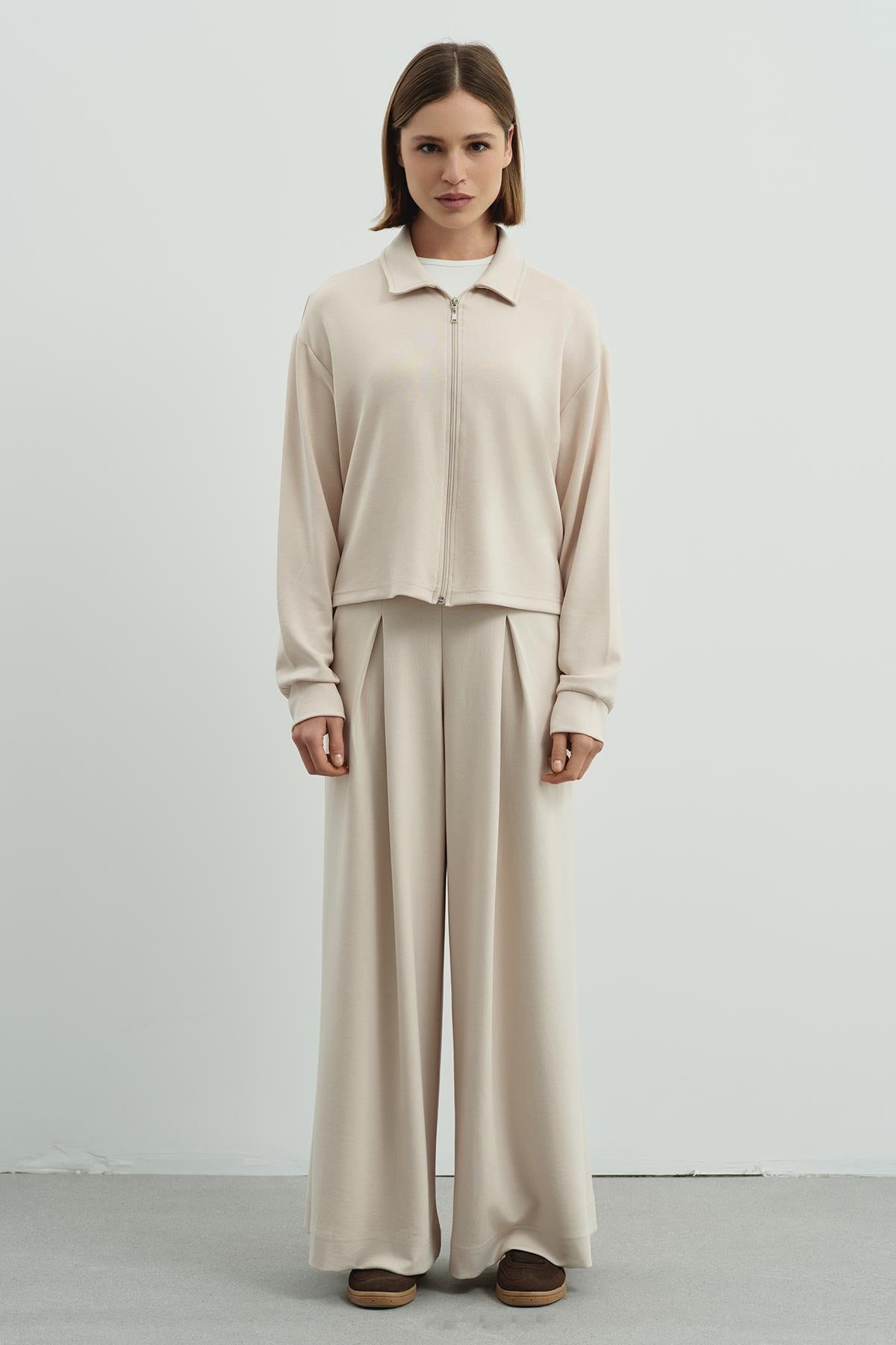 C&City Unisex Beige Pajamas