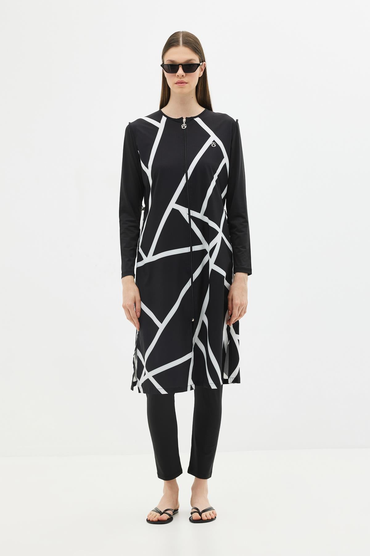 C&City Unisex Black - White Tunic