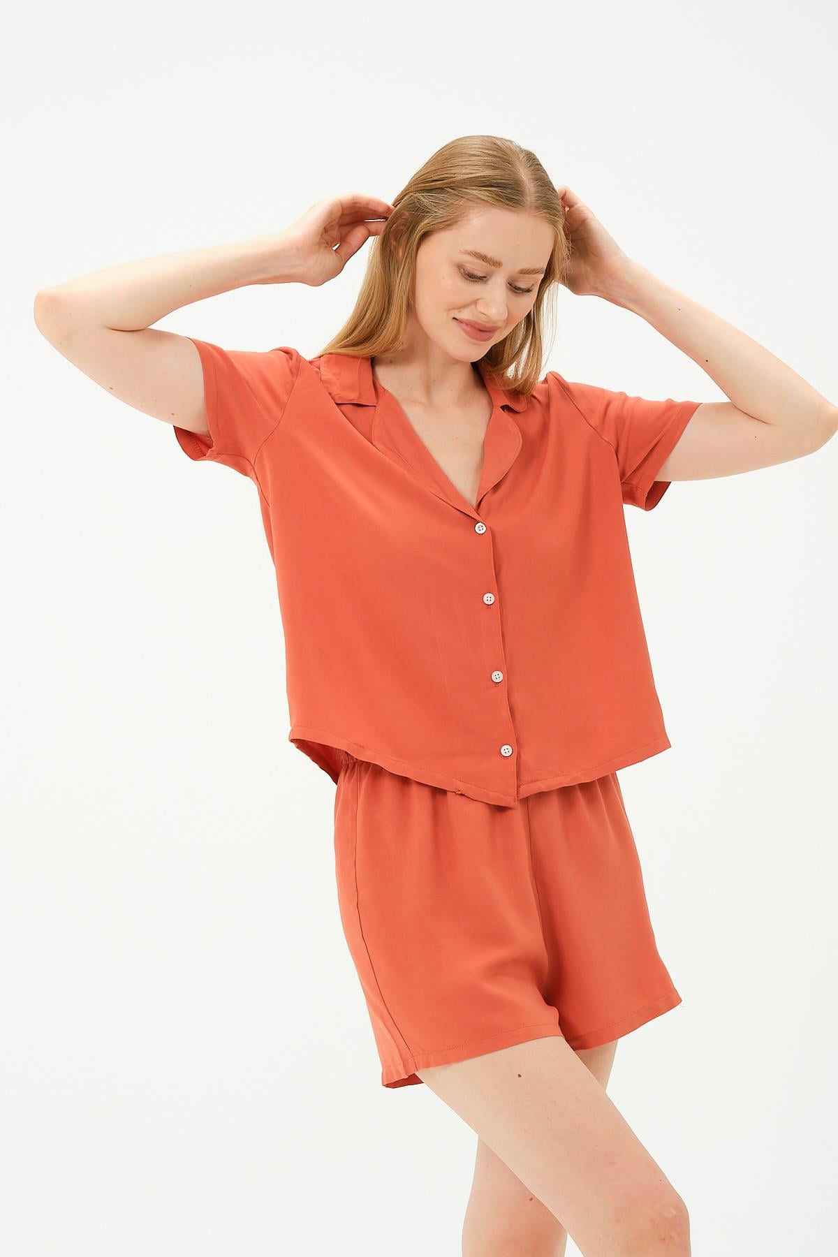 C&City Unisex Cinnamon Shorts
