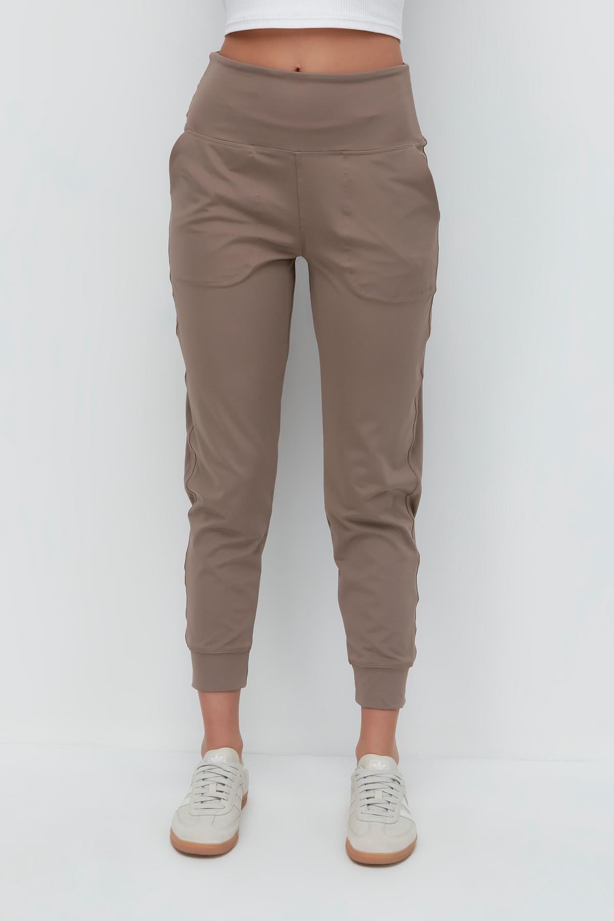 C&City Unisex Brown Tracksuit