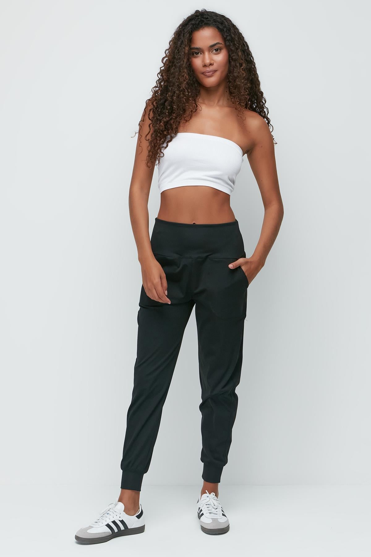 C&City Unisex Black Tracksuit