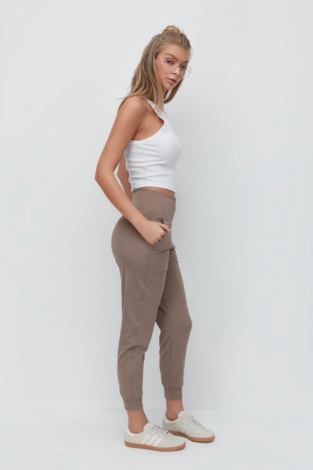 C&City Unisex Brown Tracksuit